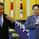 Ministri spoljnih poslova Japana i Južne Koreje složili se da odnose dve zemlje treba poboljšati 10