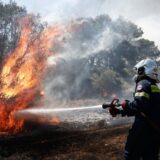 Veliki požar na jugu Grčke, evakuisano šest sela 11