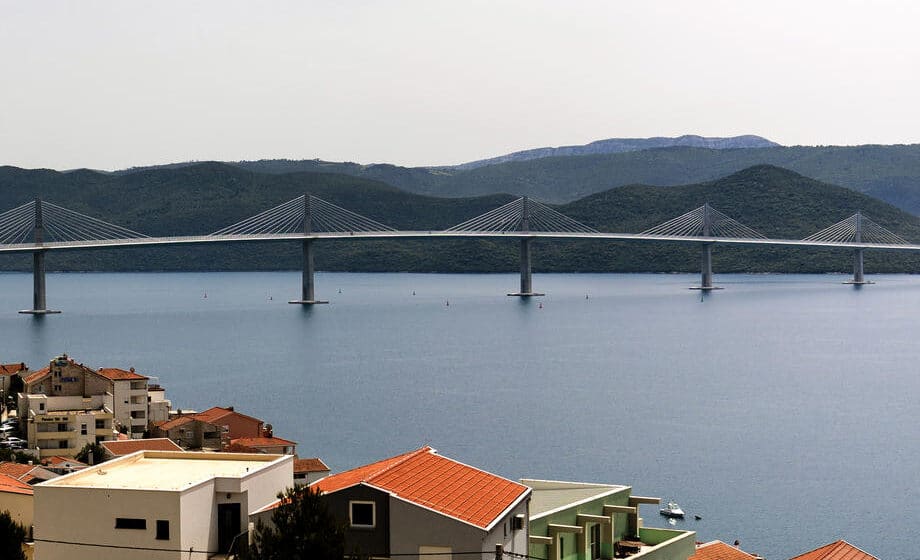 Još nekoliko sati do otvaranja Pelješkog mosta, saobraćaj od ponoći 1