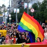 Koje stranke u Skupštini Srbije podržavaju a koje su za zabranu predstojećeg Evroprajda? 1