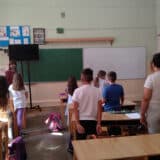 Da li je predsednik Vučić u pravu kada kaže da niko ne ustaje nastavnicima u školi? 7