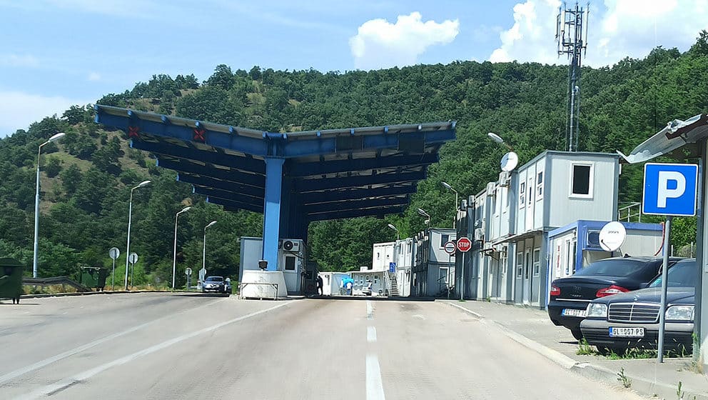 Grujić: Uočeni brojni problemi u prvom mesecu primene Zakona o strancima 1