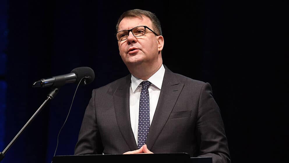 Igor Mirović najavio nastavak podrške Crvenom krstu Vojvodine 1