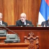 Kako je protekao prvi skupštinski dan i povratak opozicije u parlament: Aplauzi, lupanje i govor Vladete Jankovića 11
