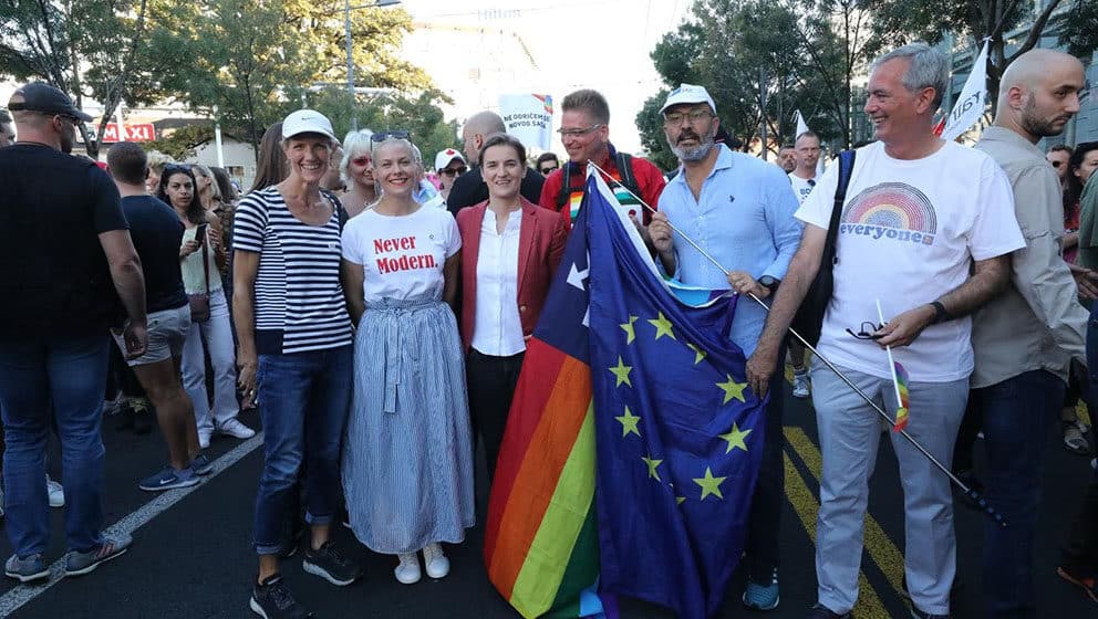 "Ana, gde je naš zakon?": LGBT zajednica svakodnevno postavlja pitanje Ani Brnabić 1