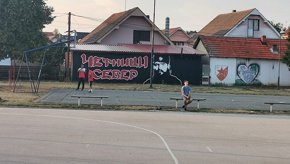Aleksandar Prica: „Grafitima navijačkih grupa nije mesto u školi“ 1