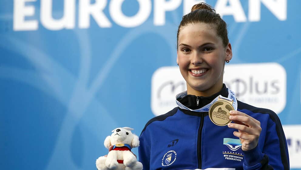 Lana Pudar: Iz "kade" na postolje 1