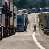 AMSS: Vozači kamiona na Kelebiji čekaju četiri, a na Horgošu sedam sati da izađu iz Srbije 12