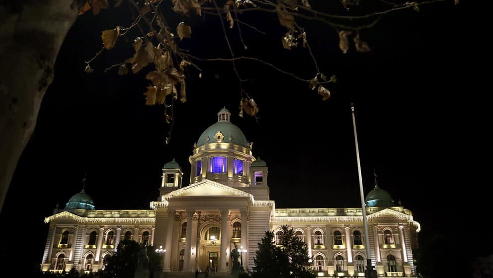 Završena sednica Skupštine Srbije, usvojeno svih 60 predloga, sledi raspisivanje izbora 1