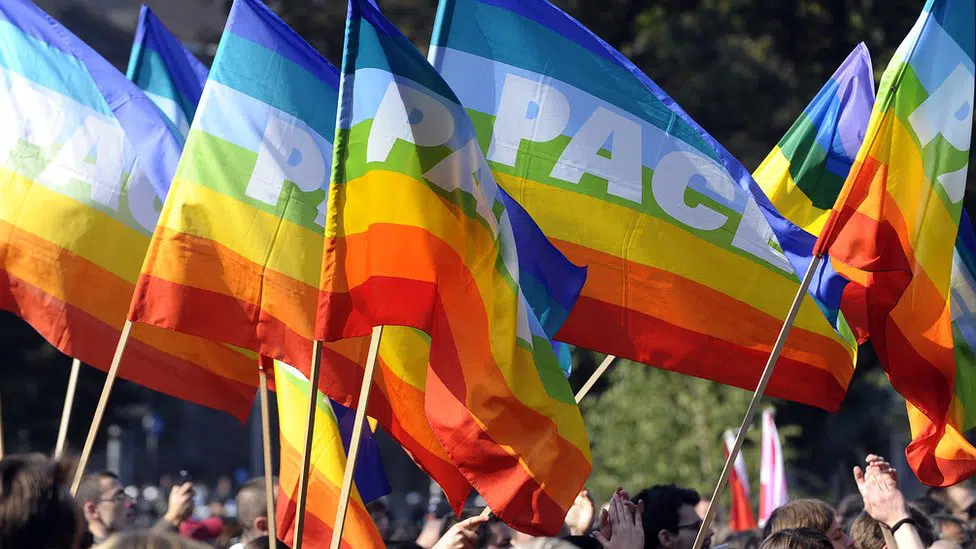 Zabrana održavanja Evroprajda imaće posledice po Srbiju u međunarodnim odnosima: Nikola Planojević o porukama EU zvaničnika Vučiću 1