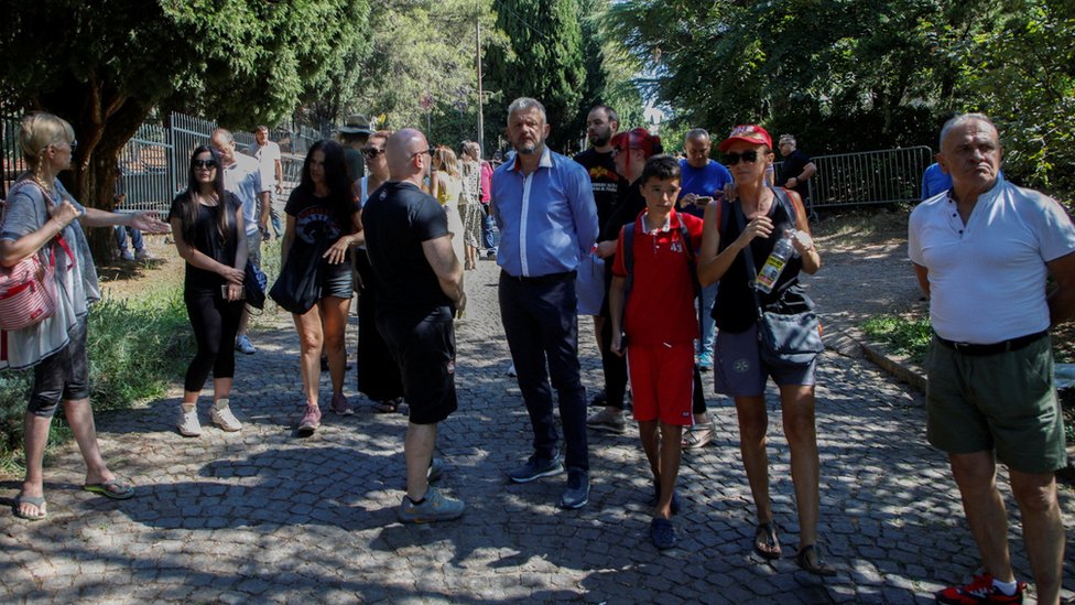 Temeljni ugovor: Šta znači potpisivanje sporazuma Crne Gore i Srpske pravoslavne crkve 2 Protest ispred Vile Gorica u Podgorici