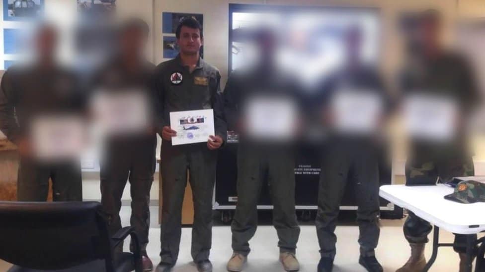 Avganistan: Pilot koji je predao helikopter talibanima kad je pao Kabul 9 Momand