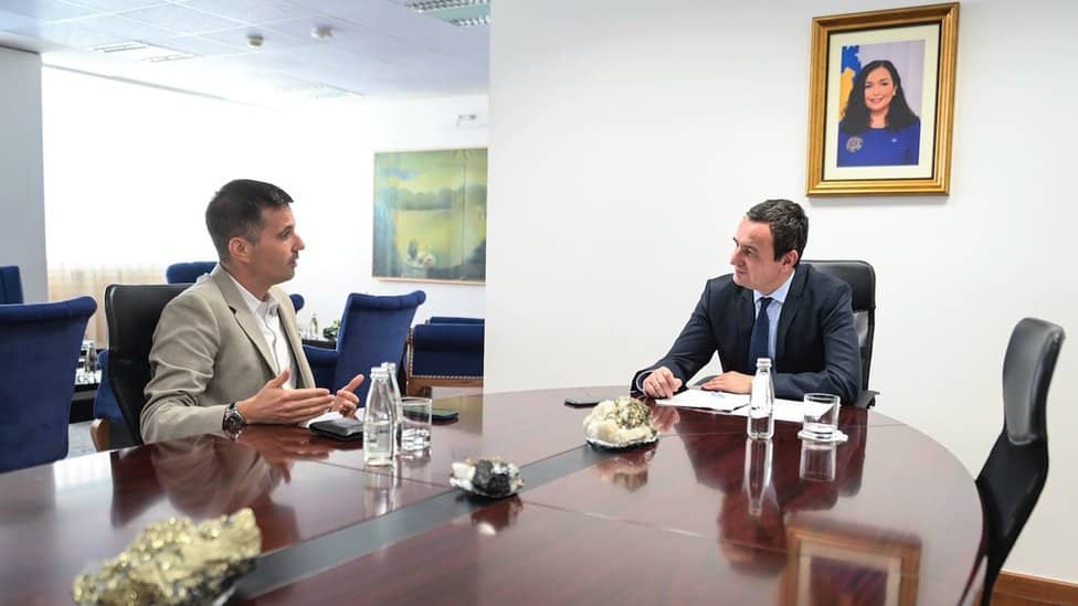 Premijer Kosova Aljbin Kurti za BBC na srpskom: „Verujem da bi Evropska unija mogla da bude aktivnija i jasnija" 4 Priština, 13. avgust 2022.