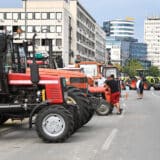 "Sve stoji zbog dva i po dinara": Nastavljene blokade u Novom Sadu 7