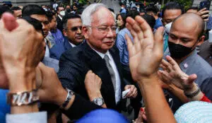 Osuđen bivši premijer Malezije 7