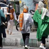 U Iranu zatvoreno 150 preduzeća zbog kršenja kodeksa oblačenja 5