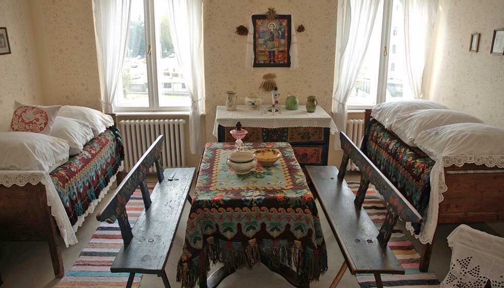 Nedeljni ručak Srba, Rumuna, Mađara i Slovaka u Banatu na Festivalu nematerijalnog nasleđa "Banatski dani teku" 1