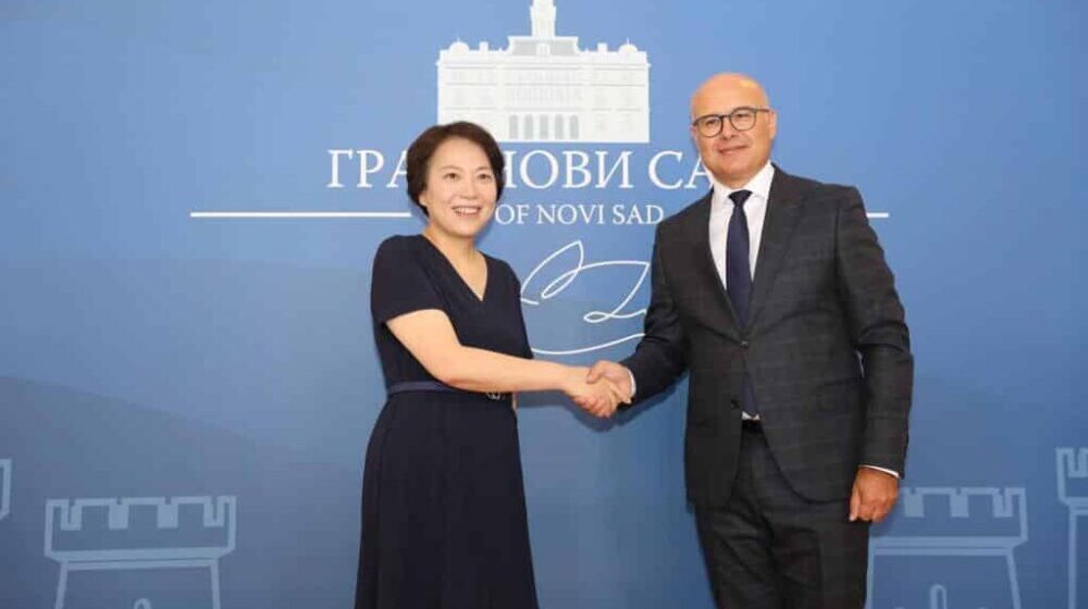 Ambasadorka Kine posetila Novi Sad 1