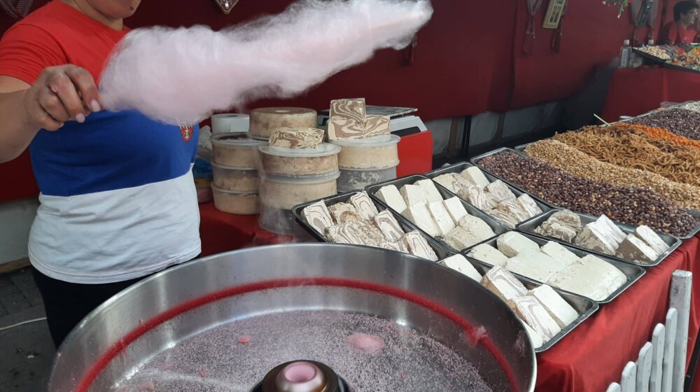 Kako se pravi šećerna vuna, slatkiš koji je nastao pre 120 godina 1