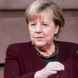 Unesko odlikuje Angelu Merkel nagradom za mir zbog prihvata izbeglica 2015. godine 10
