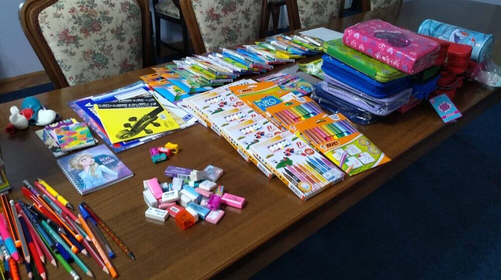 Subotica: Akcija prikupljanja školskog pribora za decu korisnike Narodne kuhinje 1