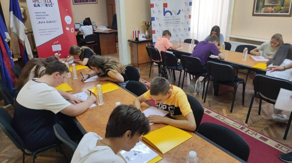 Subotica: Hrvatsko nacionalno veće održalo prvi deo programa profesionalne orijentacije za osnovce 1