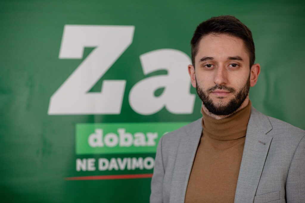 Ministar policije i vojni kursadžija se besramno dodvorava svom šefu: Stefan Tasić (NDB) o napadima Vulina na Danas 2