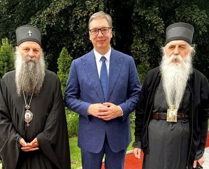 Vučić sa patrijarhom Porfirijem i episkopom Irinejem razgovarao o dijalogu u Briselu 1