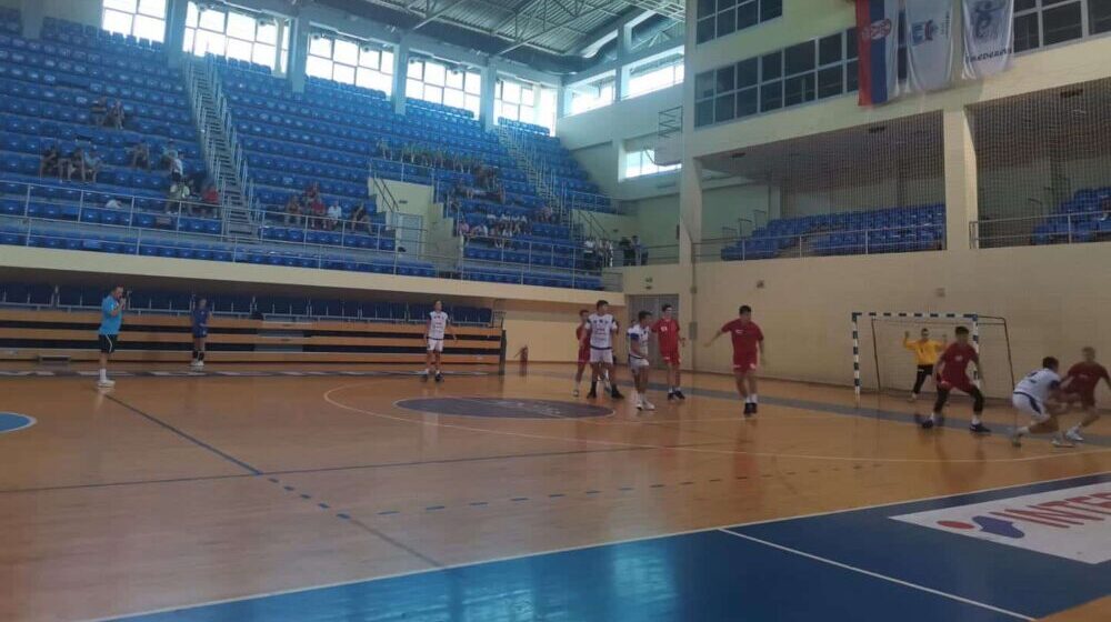 Zlatna medalja za mlade rukometaše “Metaloplastike Eliksir” 1