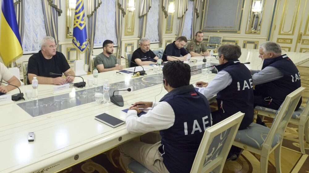 Zelenski se sastao sa misijom IAEA u Kijevu 1