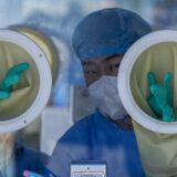 SZO: Opada broj novih infekcija korona virusom i smrtnih ishoda 7