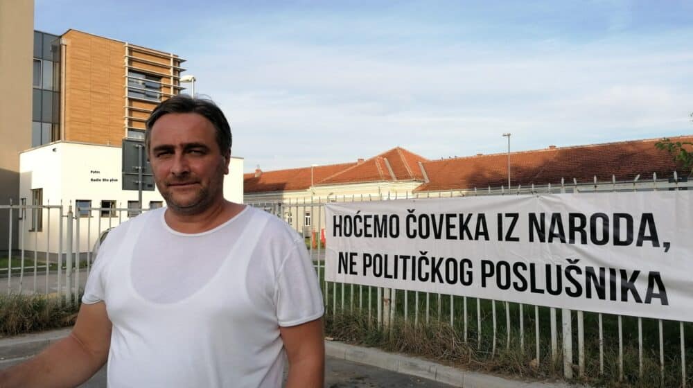 Aktivista zatrpan tužbama i prijavama, u jednom postupku oslobođen 1