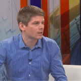 Oglasio se Arno Gujon o dolasku Makrona: Prvi ministar odbrane Srbije bio je Francuz 9