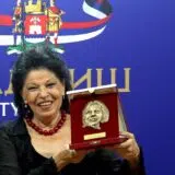 Beti Đorđević na Nišvilu uručena nagrada za životno delo 1