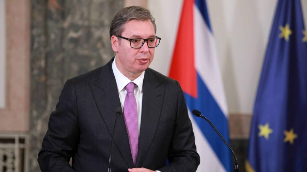 "Moguće da SNS trpi određene turbulencije": Sagovornici Danasa o formiranju Srpskog bloka 1