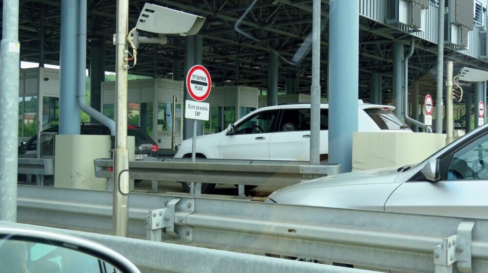 I danas velike gužve na graničnim prelazima: Najduže kolone na prelazima Batrovci i Preševo 1