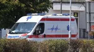 Na vozača vranjske Hitne pomoći naleteo kamion, dete iz saniteta preuzela doktorka i odvezla u UKC Niš 9