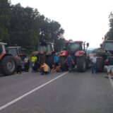 Jednočasovna blokada upozorenja kod „Kapije Šumadije” u Batočini 15