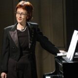 Branka Parlić i Slobodan Tišma u novosadskom kampu Šodroš 9