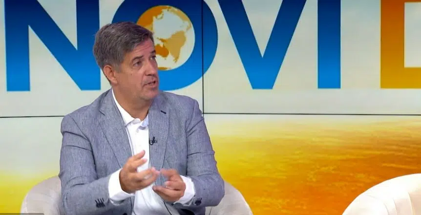 "Kako su radikalski siromasi postali milijarderi koji voze meklarene, kupuju vile i čije jahte gore u Crnoj Gori kao prskalice?" 6 "Kako su radikalski siromasi postali milijarderi koji voze meklarene, kupuju vile i čije jahte gore u Crnoj Gori kao prskalice?" 6