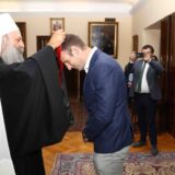 SPC: Patrijarh Porfirije uručio Borku Miloševu, iz Amerike, orden Svetog Save za ljubav prema Crkvi 9