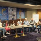 "Čujem Đinđićev glas u slušalici, kratko mi čestita na nagradi": Deca, filmski glumci, na Filmskim susretima u Nišu 13