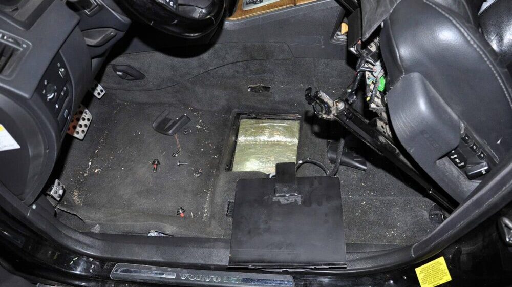 Par iz Podgorice uhapšen kod Prijepolja sa 33,8 kilograma marihuane 1