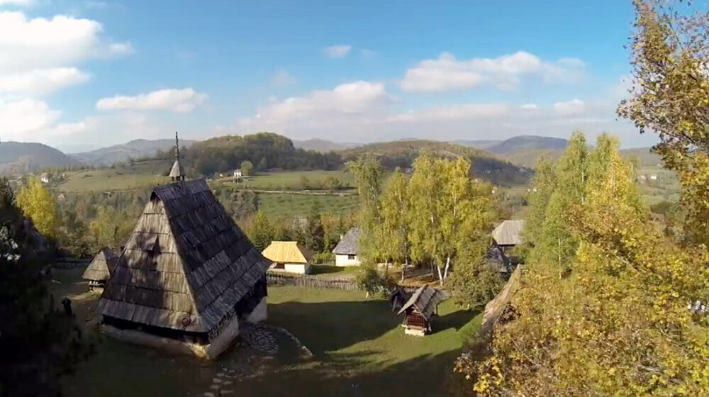 Izložba Muzeja Staro selo Sirogojno u Parizu 1