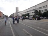 Poljoprivrednici ostaju u centru Novog Sada spavaju ispred Banovine, ujutru u 9 razgovor sa premijerkom 8