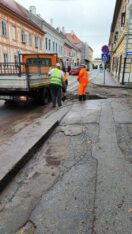 IMG-90b8df6fcfba6dfa6854d557bbc86bd5-V Snažno nevreme potopilo Novi Sad, oštećeni automobili, poplavljeni stanovi (VIDEO) 3