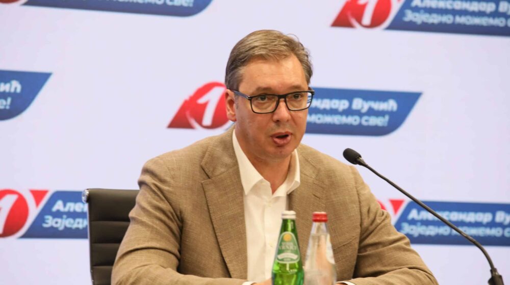Vučić: Nema dogovora po pitanju tablica, čekaju se garancije Brisela za rešenje oko dokumenta Srba sa Kosova 1