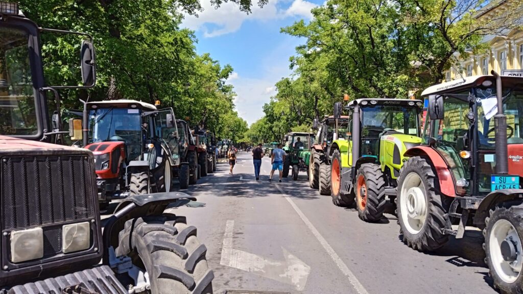 Blokada Štrosmajerove ulice od 13 časova, do kraja dana moguća i protestna vožnja subotičkih poljoprivrednika 3