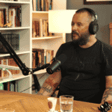 Ivan Ivanović o vremenu kada je paralelno radio kao obezbeđenje u ambasadi SAD i vodio emisiju: Pravio sam fore o Hilari Klinton - ponuđeno mi je da sam odem 1