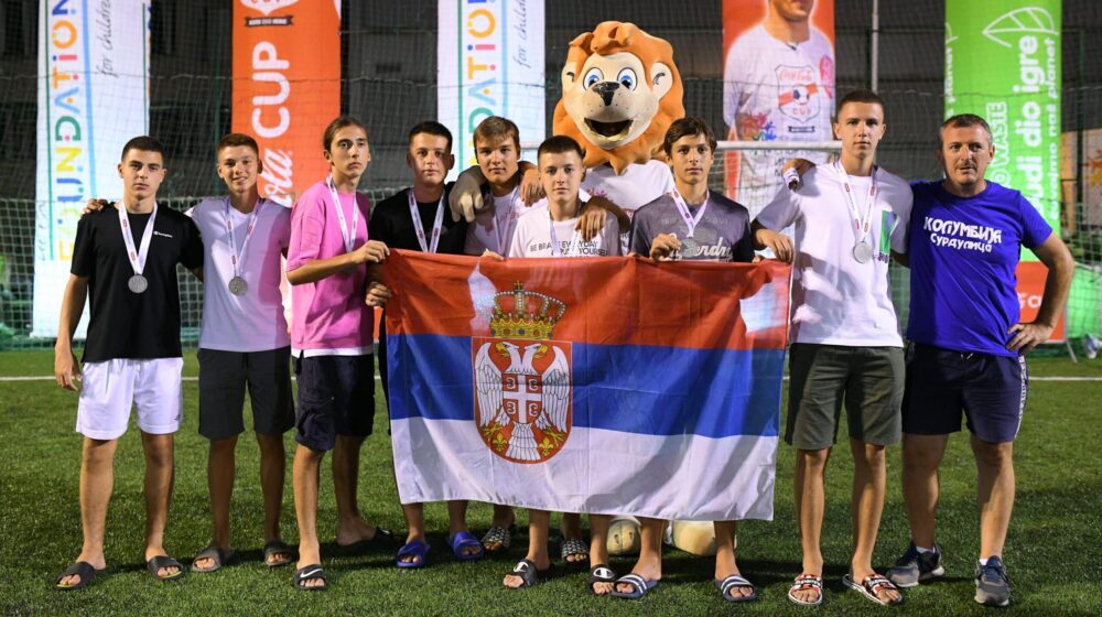 Fudbalerima surduličke "Kolumbije" drugo mesto na finalnom turniru Sportskih igara mladih u Splitu 1